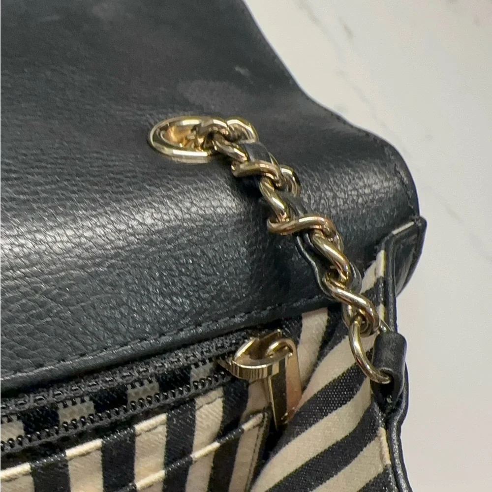 CHANEL Quilted Chevron Calfskin Small Single Flap Black Crossbody Bag + Dust Bag